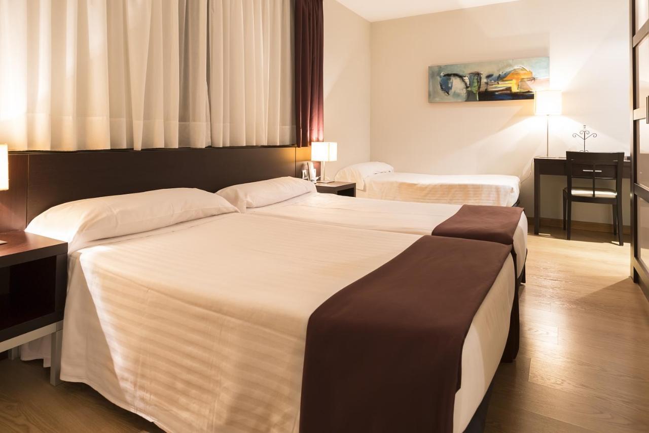 Hotel Plazaola Irurtzun Exteriör bild