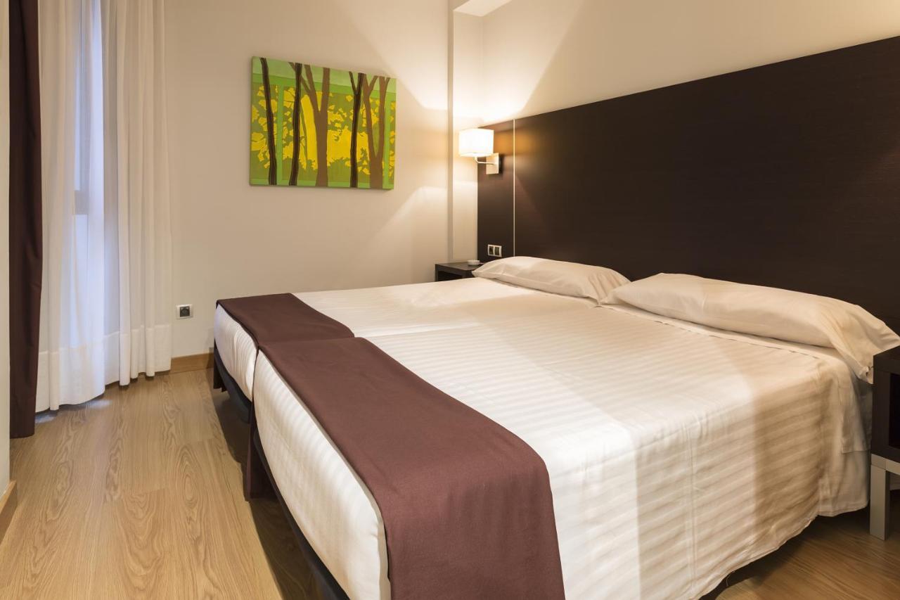Hotel Plazaola Irurtzun Exteriör bild