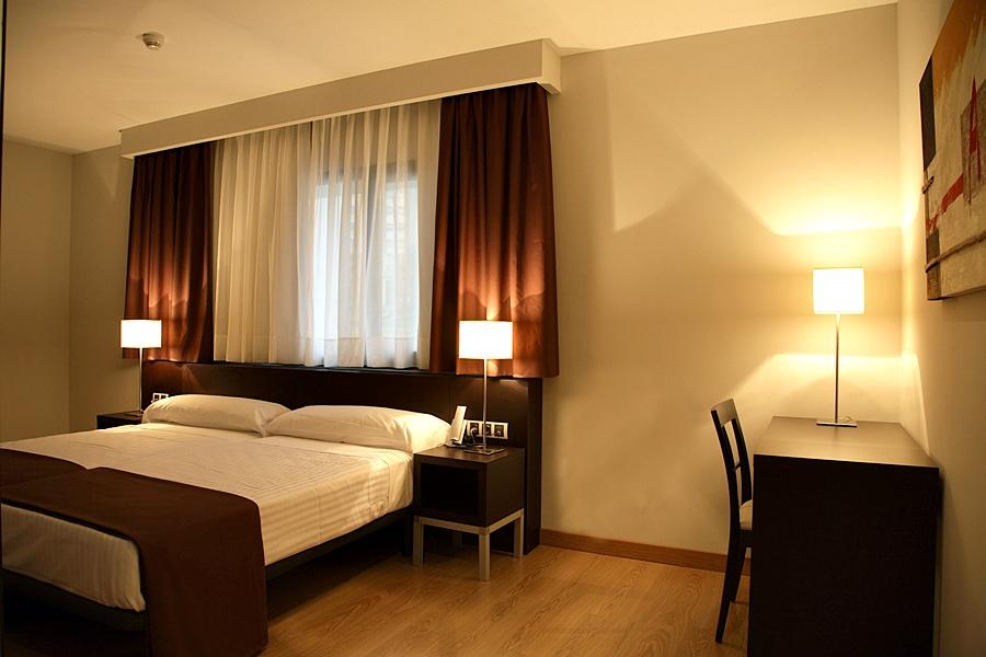 Hotel Plazaola Irurtzun Exteriör bild